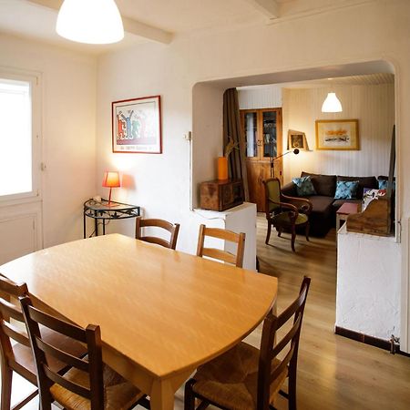 Gite Rue Tranquille Padern Екстер'єр фото