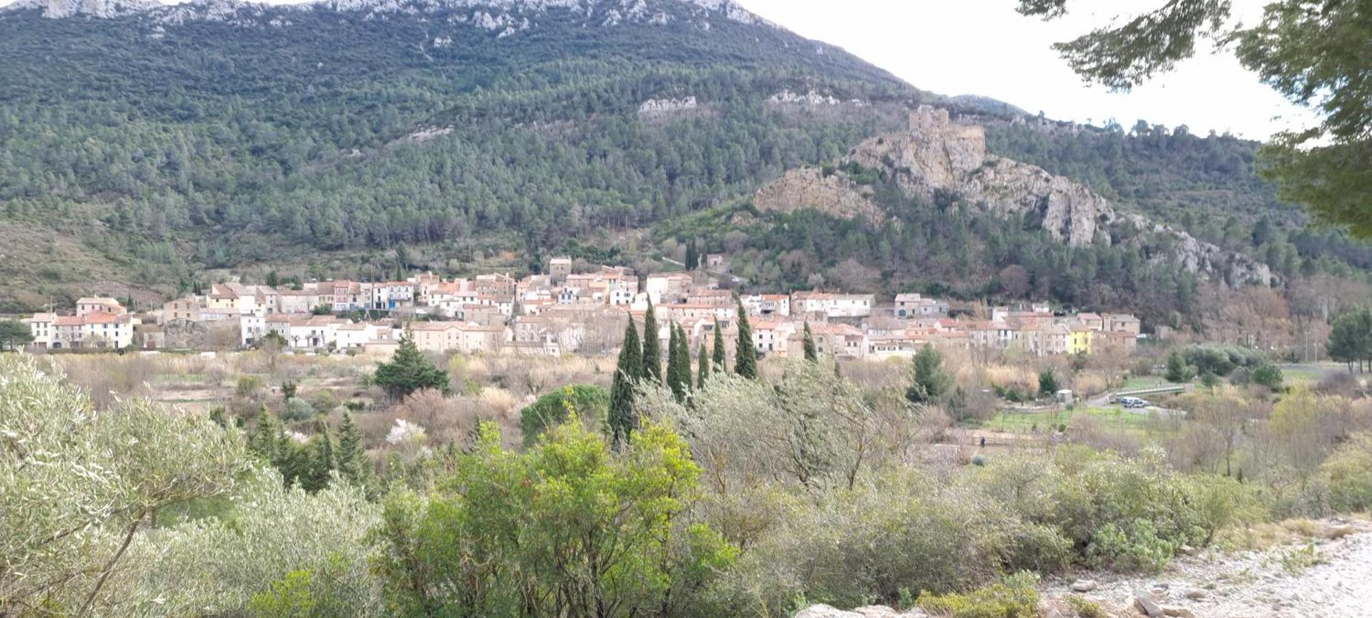 Gite Rue Tranquille Padern Екстер'єр фото