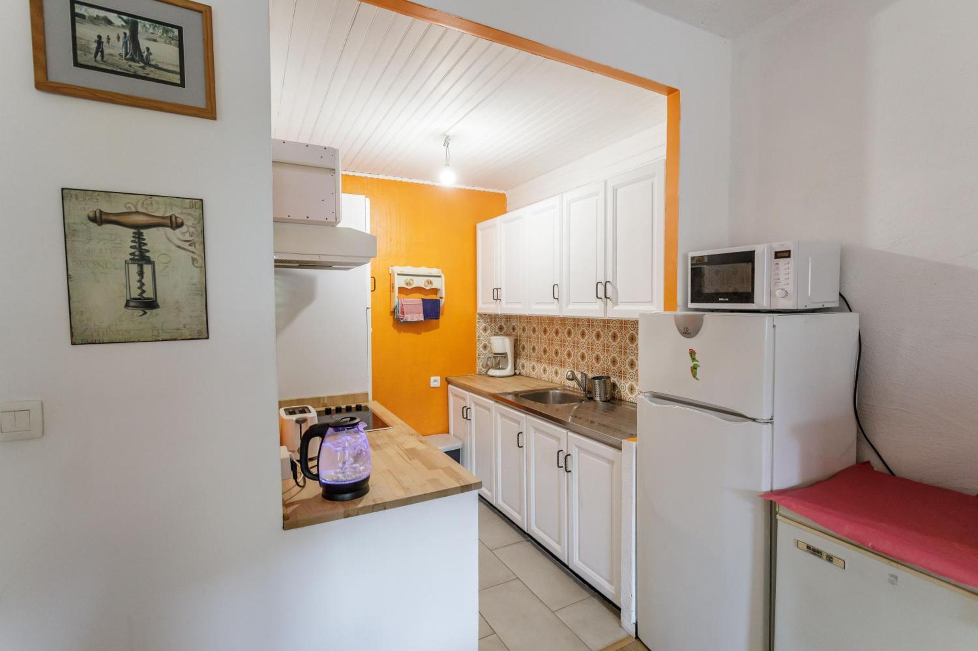 Gite Rue Tranquille Padern Екстер'єр фото